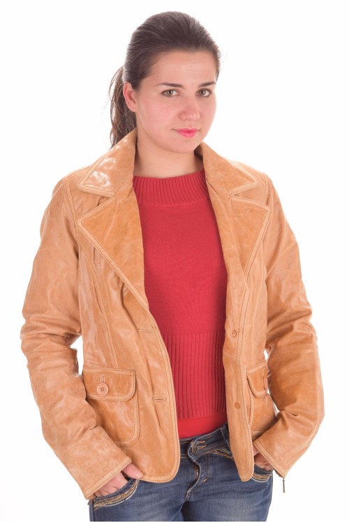 Ново кожено яке 54.00