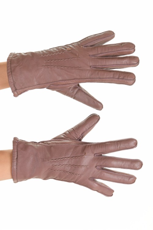 Светло кафяви дамски ръкавици от естествена кожа 15.00