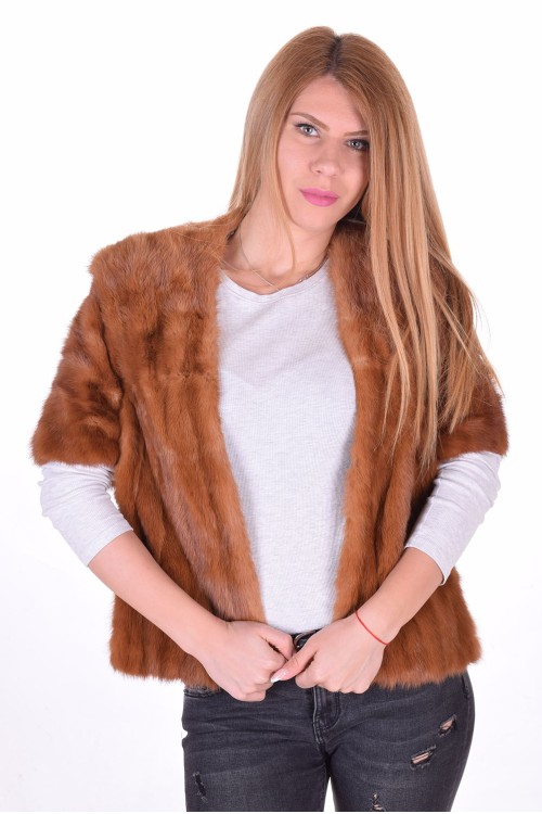 Хубаво дамско палто от естествен косъм 85.00
