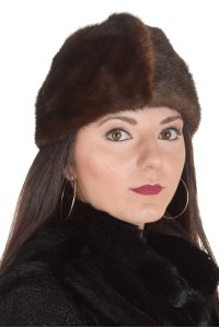 Модерна дамска шапка от естествен косъм