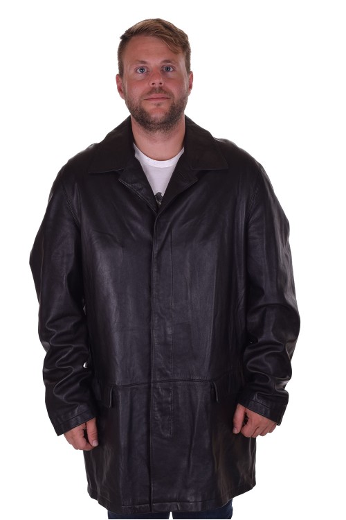 Марков черен шлифер от естествена кожа 99.00