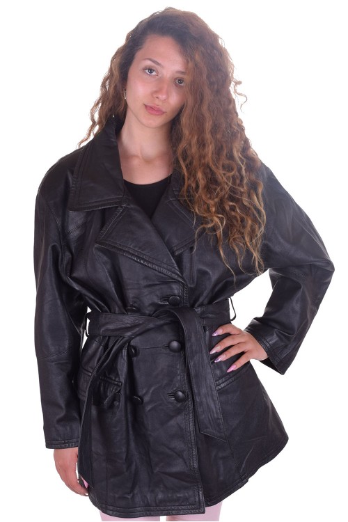 Екстравагантно черно яке от естествена кожа 79.00