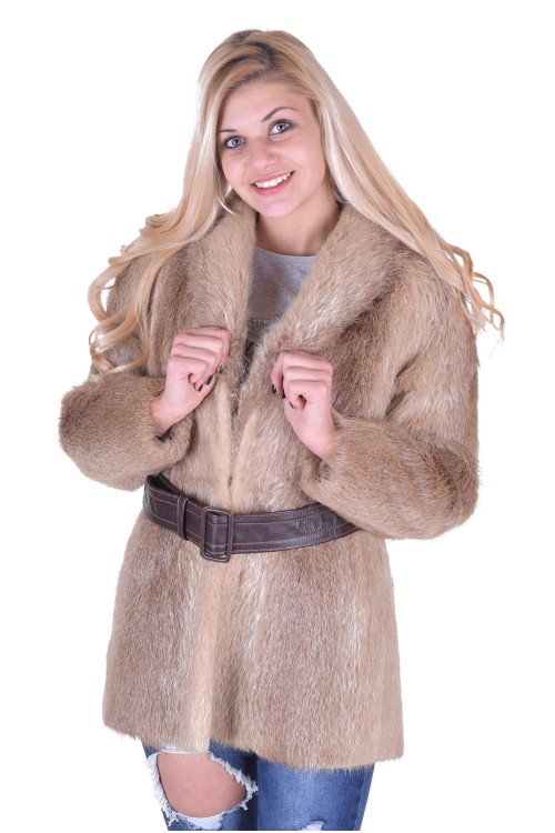 Модерно дамско палто от бобър 29.00