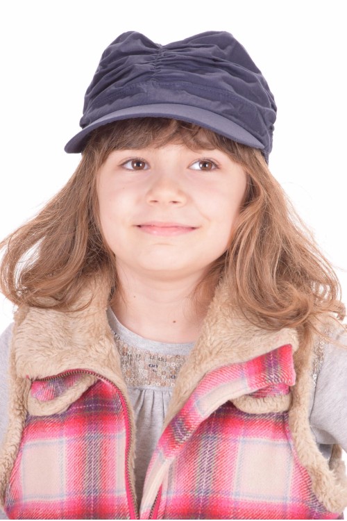 Детска шапка с козирка 11.68