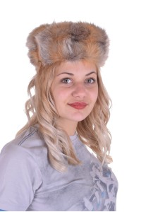 Красива шапка от лисица