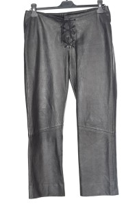 Елегантен дамски панталон от естествена кожа