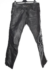 Екстравагантен мъжки панталон от естествена кожа