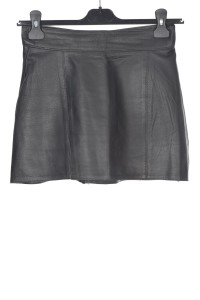 Модна пола от естествена кожа