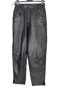 Класически дамски панталон от естествена кожа