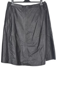 Черна пола от естествена кожа