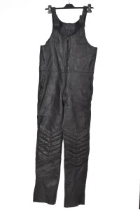 Мъжки моторджийски гащеризон от естествена кожа