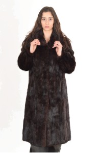 Първокласно дамско палто от естествен косъм