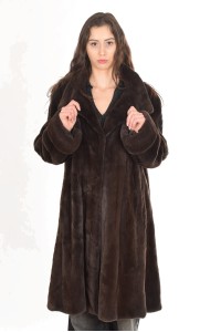 Великолепно дамско палто от заек