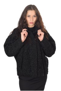 Стилно палто от астраган