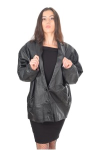 Хубаво дамско яке от естествена кожа