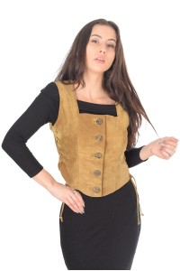 Красив велурен елек от естествена кожа