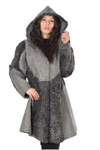 Сиво палто от астраган